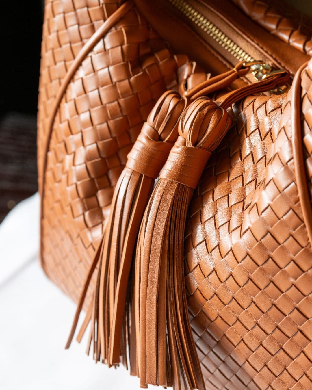 0714-Lederdetails Handtasche